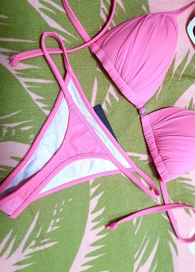 Бански костюм тип прашка