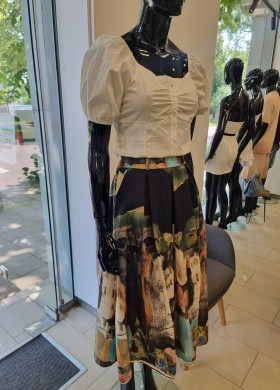 Бюстие бяло с къдрички