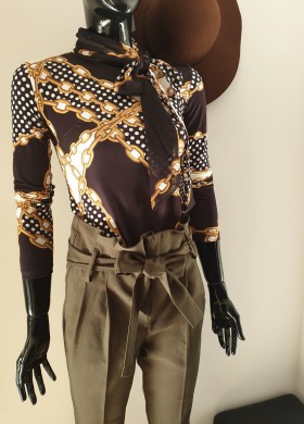 Блуза MISS CHIC с панделка