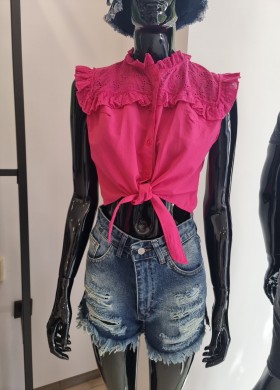 Блузка с връзки в циклама