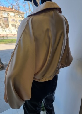 Блузка с връзки сатен