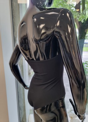 Боди с черен тюл