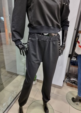 Черен екип BEBE с перли