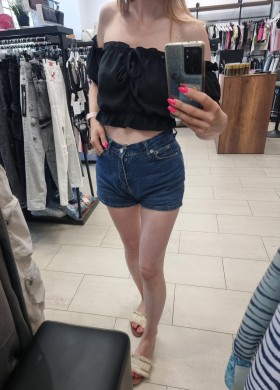 Черно бюстие с връзки