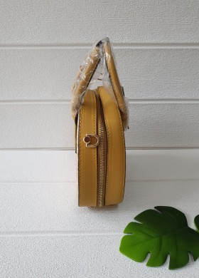 Дамска чанта код 3064