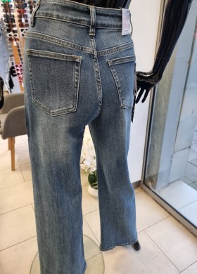 Дънки с широк крачол сини