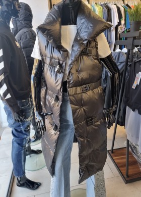 Дълъг елек в три части