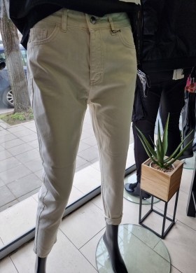 Дънки бежови