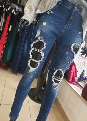 Дънки с капзи и мрежа