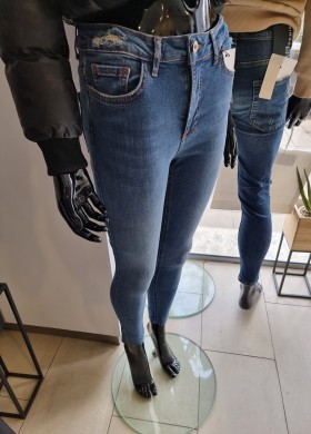 Дънки KAROL skinny