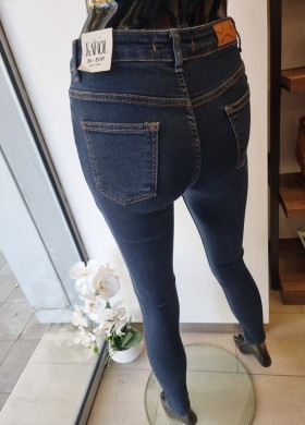 Дънки KAROL слим