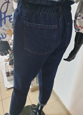 Дънки с ластик в кръста