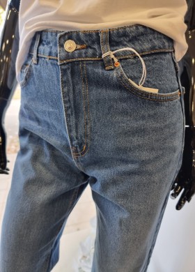 Дънки широк крачол с цепка