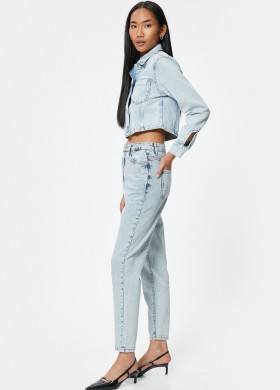 Дънки стил Mom Fit с висока талия