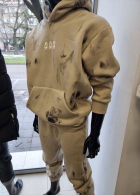 Екип 444 бежов