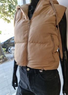 Елек с качулка