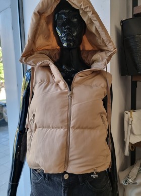 Елек с качулка