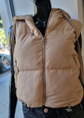 Елек с качулка