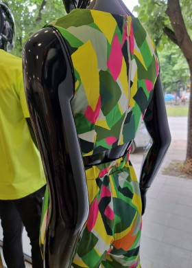 Гащеризон в ярки цветове