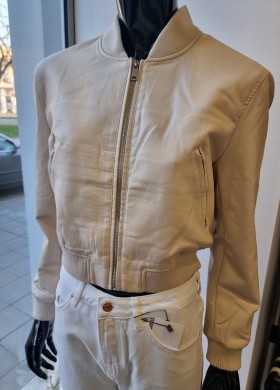 Яке бомбър кожено бежово