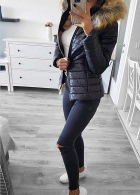 Яке с качулка пух черно