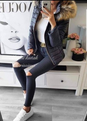 Яке с качулка пух черно