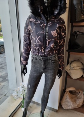 Яке късо KARL