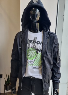 Яке Be Good Miracle