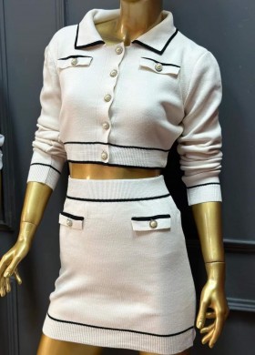 Жилетка с пола