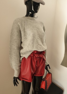 Кожен къс панталон