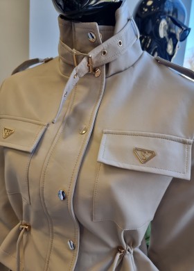 Кожено яке бежово SISI