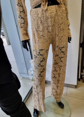 Комплект бежова дантела