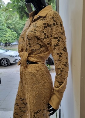 Комплект бежова дантела