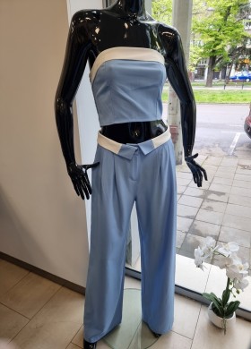 Комплект бюстие с панталон в синьо