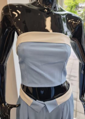 Комплект бюстие с панталон в синьо