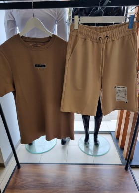 Комплект мъжки в бежово