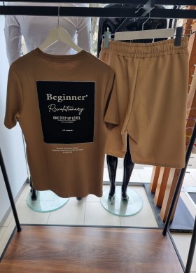 Комплект мъжки в бежово