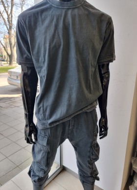 Комплект в сиво EKSI