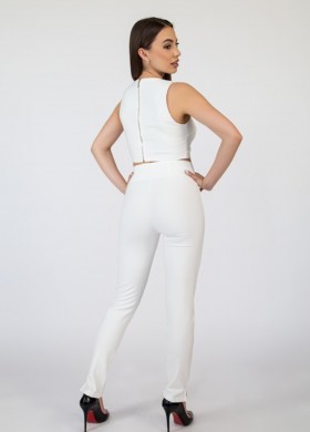 Къс топ в бяло