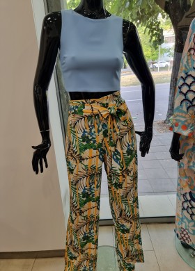 Къс топ в синьо