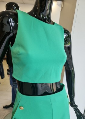 Къс топ в зелено