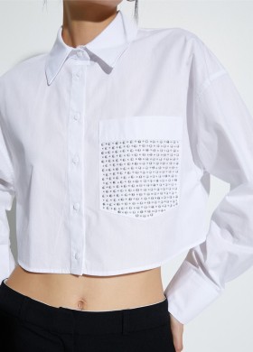 Къса риза с камъни