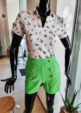 Къси панталони зелени