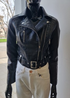 КЪСО КОЖЕНО ЯКЕ ЧЕРНО КОД 5927