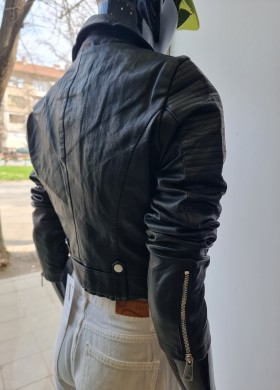 КЪСО КОЖЕНО ЯКЕ ЧЕРНО КОД 5927