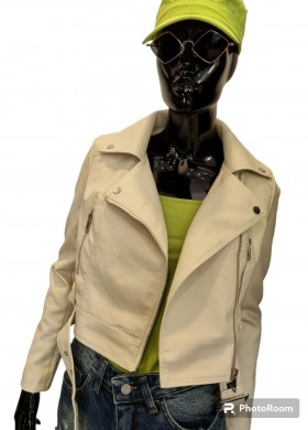 Късо кожено яке бяло код 5929