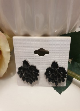 Обеци BLACK