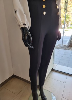 Панталон черен