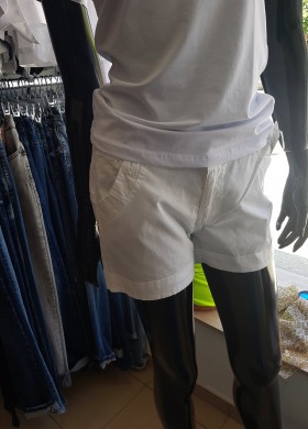 Панталон къс бял