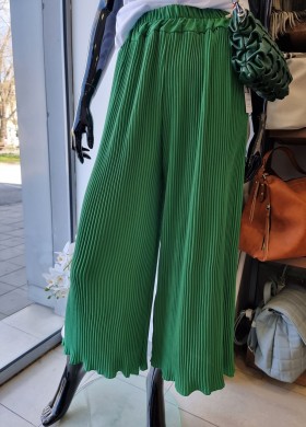 Панталон плисе зелен